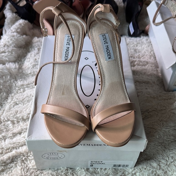 Steve Madden Women's Stecy Natural Nude Tan Heels - Picture 1 of 5